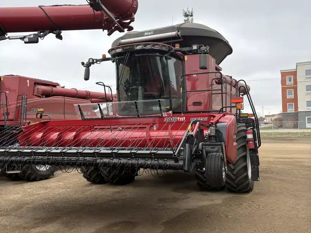 2023 Case IH 9250 Batteuse
