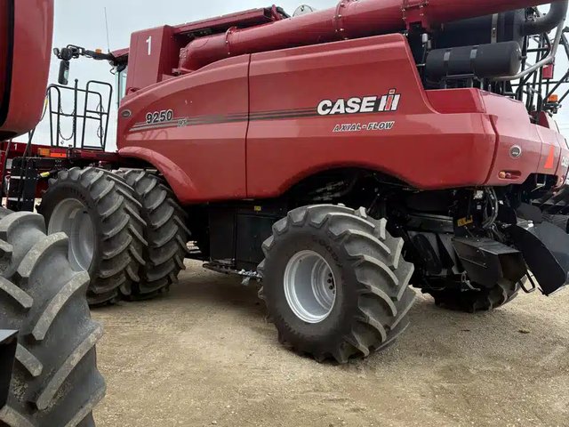 2024 Case IH 9250 Batteuse