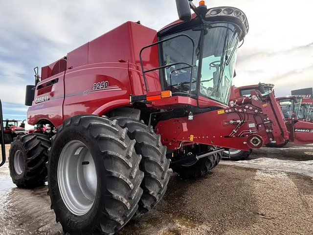 2022 Case IH 9250 Batteuse