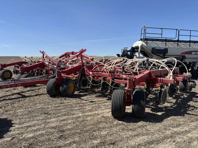 2024 Bourgault 3330-40-12 Semoir à air