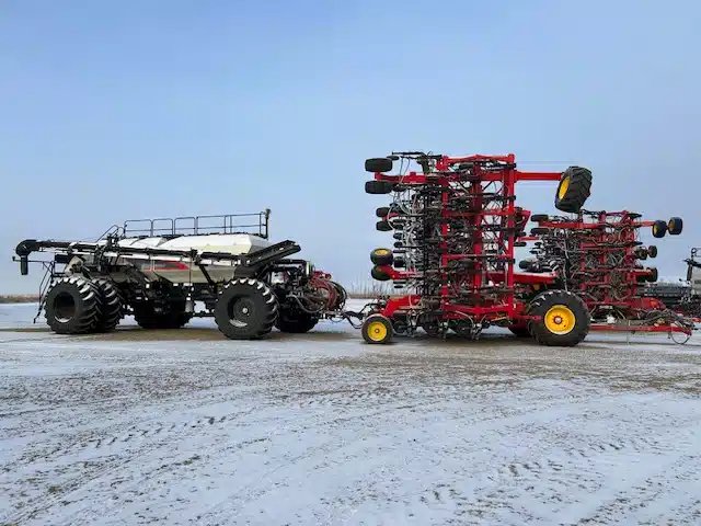 2024 Bourgault 3330-80-12 & 9950 Semoir à air