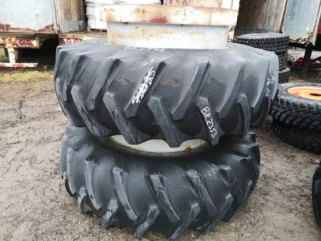 Firestone 20.8X38 Pneus et roues