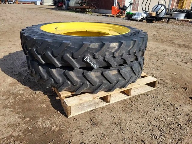 Pirelli 230/95R36 Pneus et roues