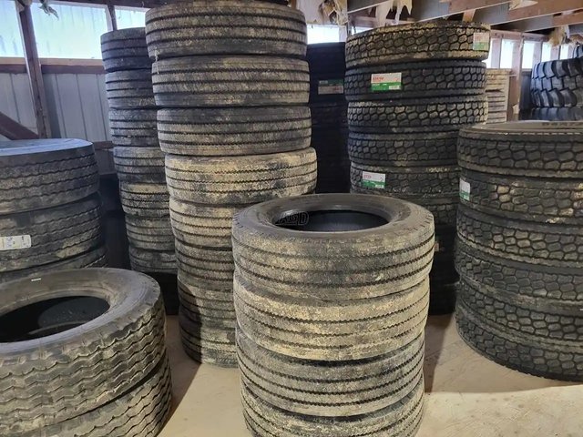Doublestar 275/70R22.5 Pneus