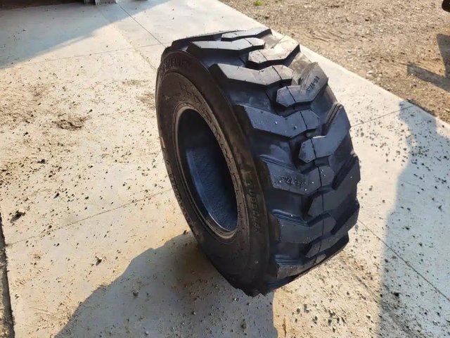 Forerunner 14-17.5 Pneus