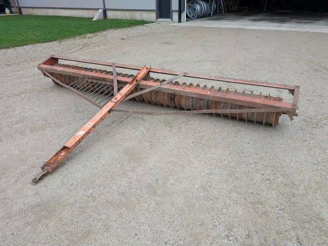 Turnco 12FT Rouleau émotteur'