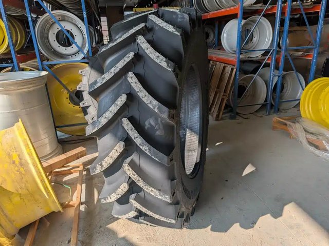Forerunner 520/85R38 Pneus