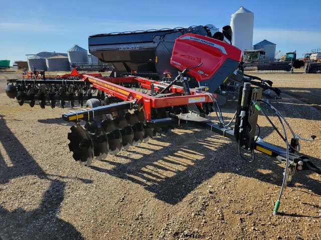 2023 Versatile SD550 Disque