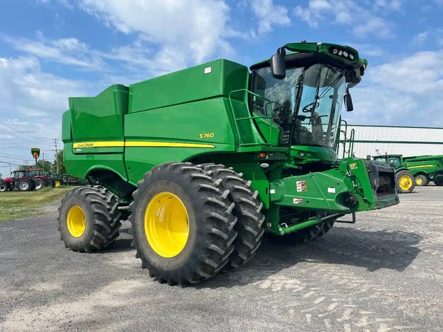 2021 John Deere S760 Batteuse