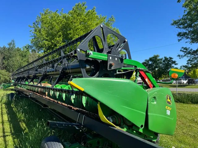 2016 John Deere 635 Header - Flex