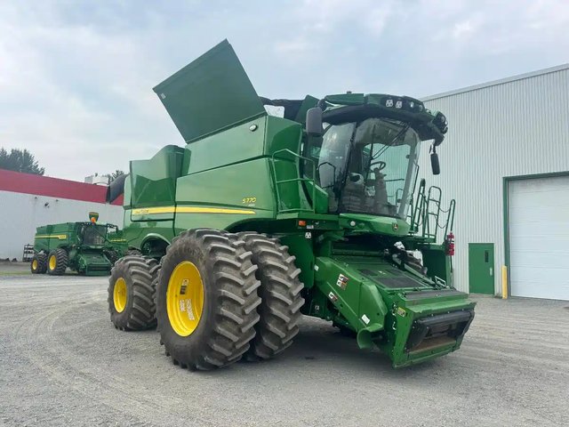 2024 John Deere S770 Batteuse