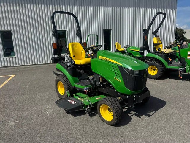 2016 John Deere 1025R Tracteur