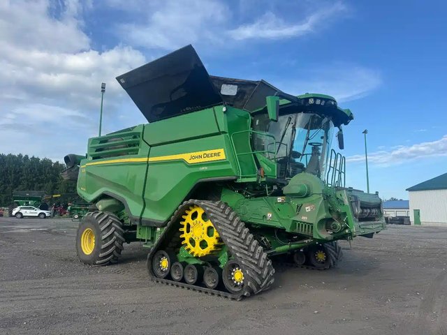 2023 John Deere X9 1000 Batteuse