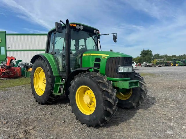 2010 John Deere 6330 PREMIUM Tracteur