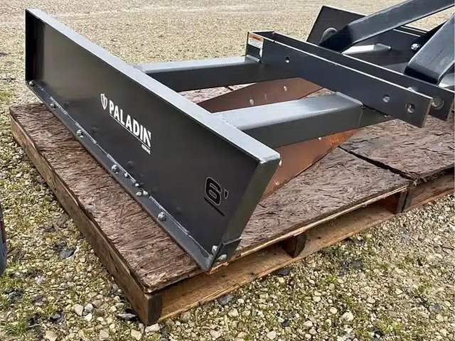 Kodiak 6' Niveleuse