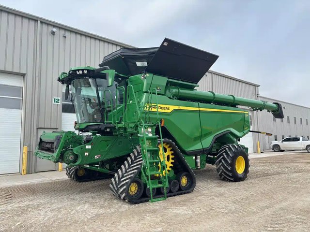 2022 John Deere X9 1000 Batteuse