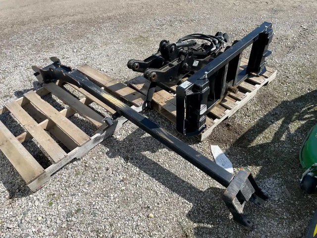 HLA Attachments SB2QDM QUICK TACH Gratte à neige