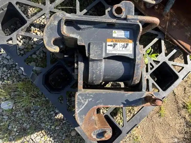 2021 Bobcat TILT ATTACHMENT Accessoires