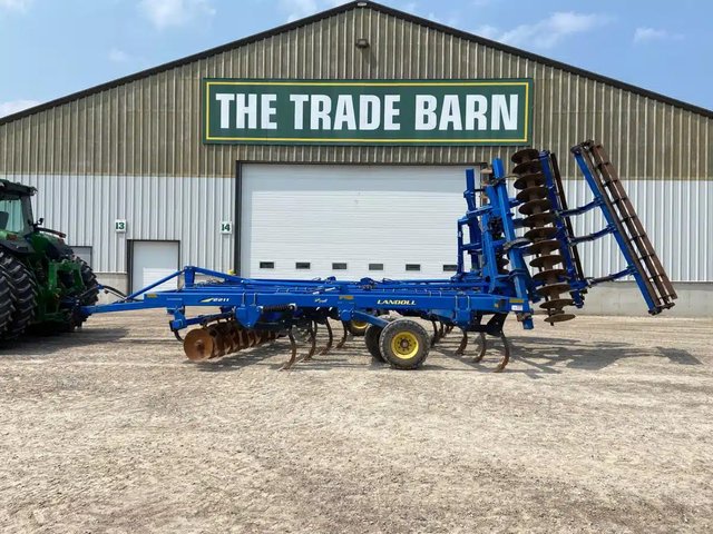 2014 Landoll 2211 Extirpateur à disque