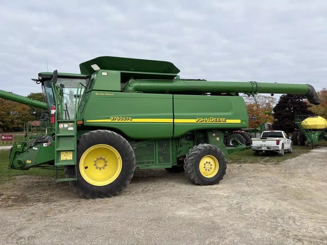 2007 John Deere 9760 STS Batteuse