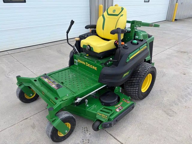 2022 John Deere Z997R Tondeuse à rayon de braquage zéro