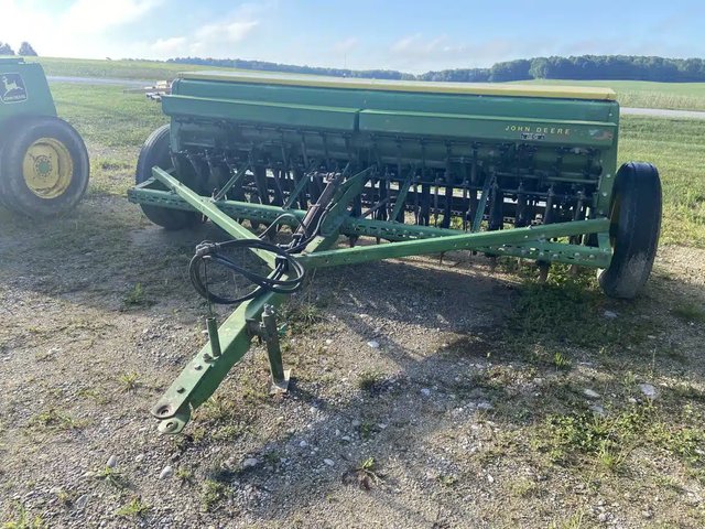 John Deere 8250 Semoir