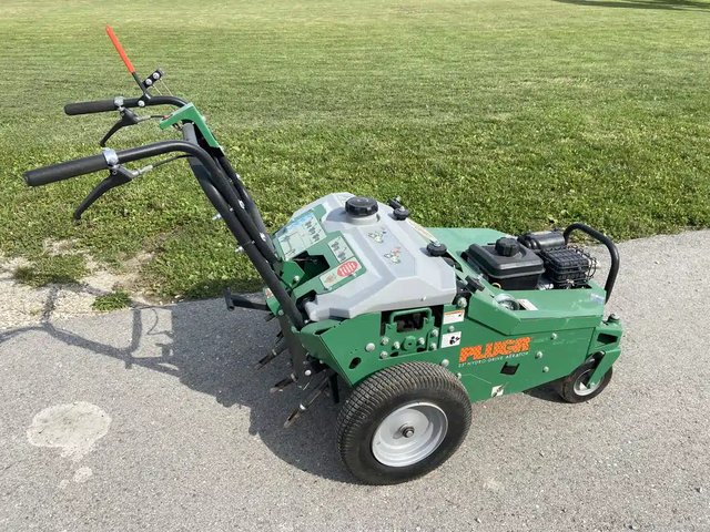 2023 Billy Goat PL2501 SPV AERATOR Aérateur de sol
