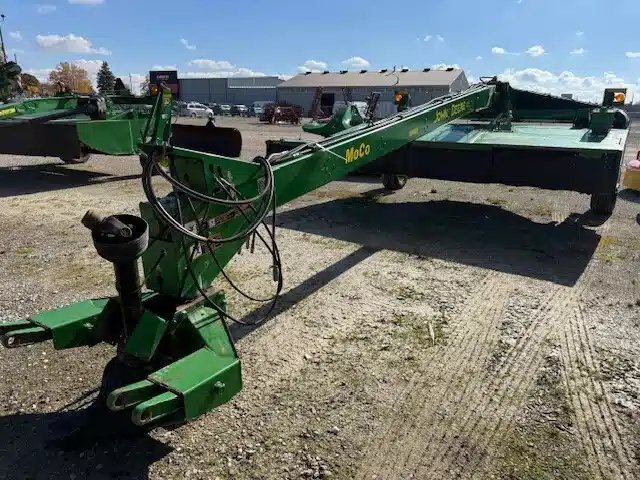 2007 John Deere 946 Faucheuse-conditionneuse