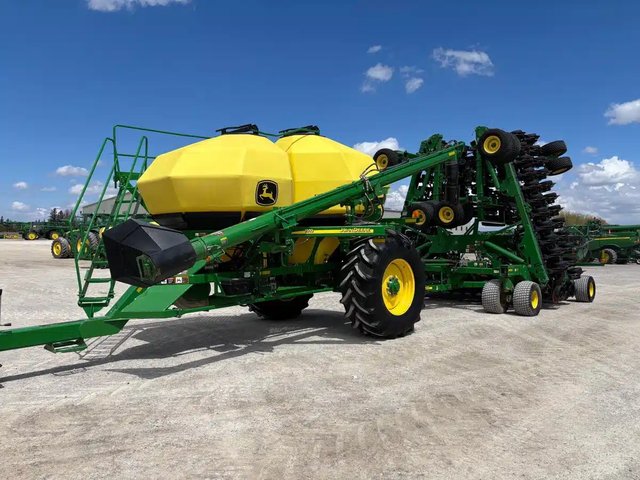2016 John Deere 1890 Semoir à air