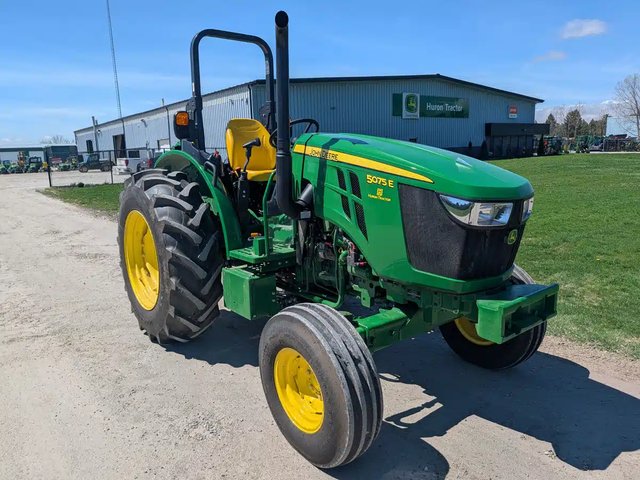 John Deere 5075E Tracteur