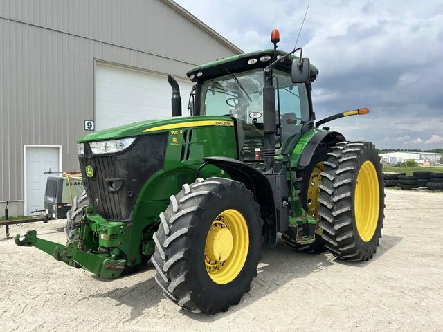 2015 John Deere 7210R Tracteur