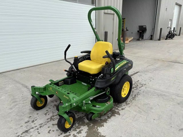 2017 John Deere Z915E Tondeuse à rayon de braquage zéro