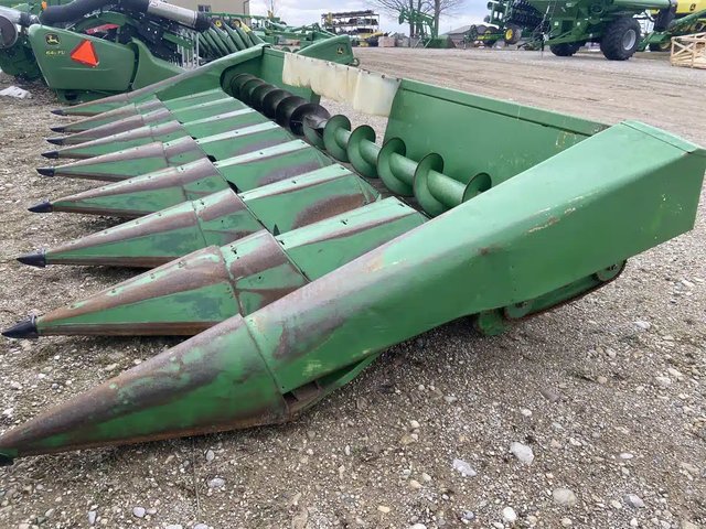 John Deere 843 Nez - Maïs