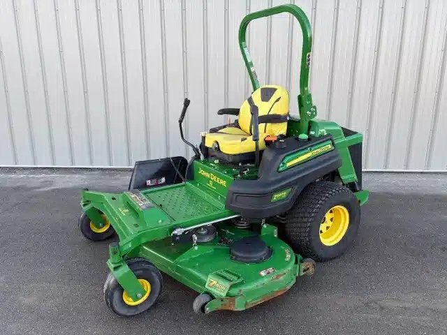 2021 John Deere Z997R Tondeuse à rayon de braquage zéro