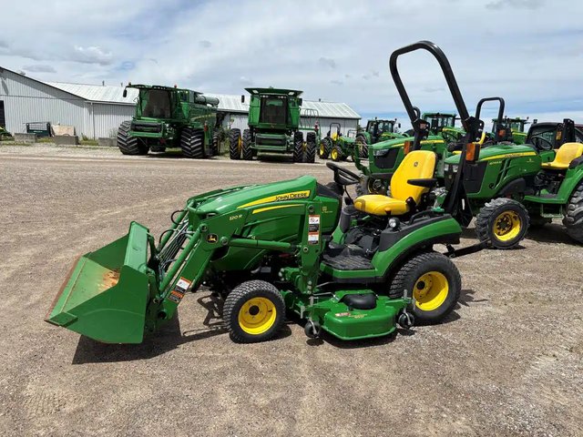 2020 John Deere 1025R Tracteur