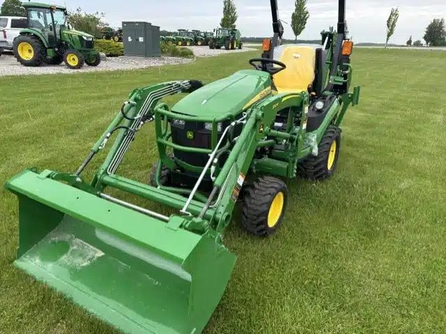 2026 John Deere 1025R Tracteur