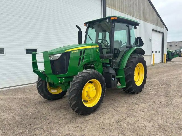 2019 John Deere 5090E Tracteur