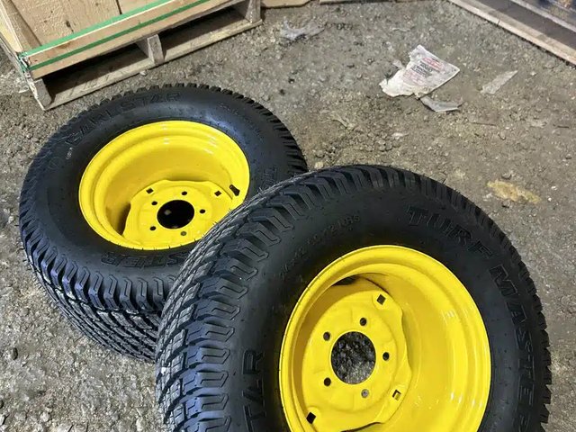 Carlisle 24x12-12 Pneus