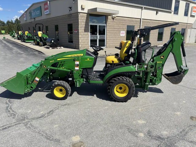 2022 John Deere 1025R Tracteur