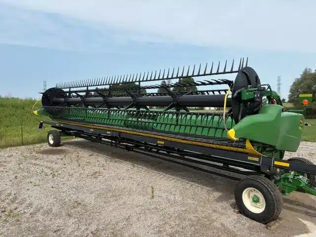 2018 John Deere 630FD Nez - Toile/Tapis