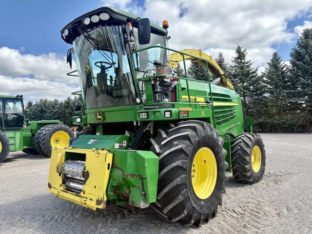 2009 John Deere 7350 Fourragère