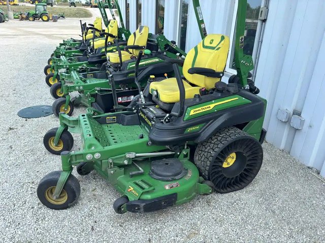2023 John Deere Z930M Tondeuse à rayon de braquage zéro