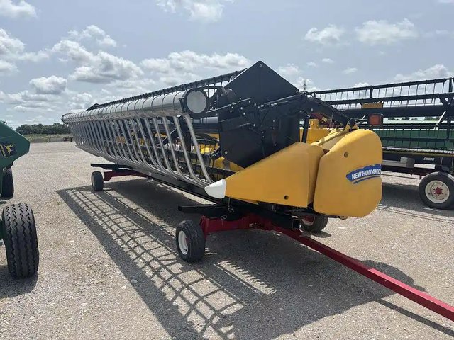 2015 New Holland 740CF-25/CART 25' Autre