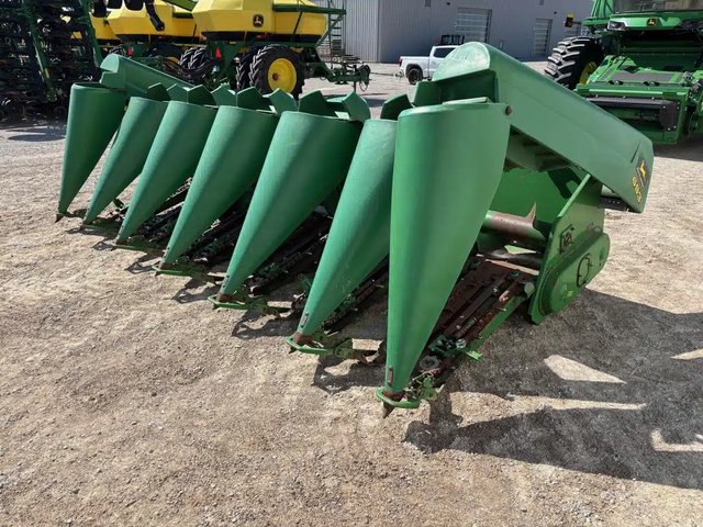 1997 John Deere 693 Nez - Maïs
