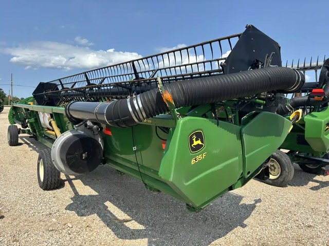 2014 John Deere 635 Header - Flex