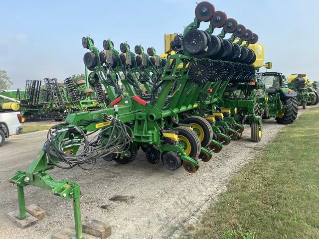 2024 John Deere 1795 Planteur