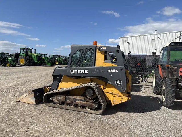 2016 John Deere 333E Chargeur sur chenilles