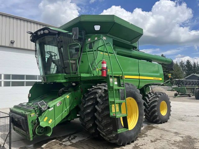 2009 John Deere 9870 STS Batteuse