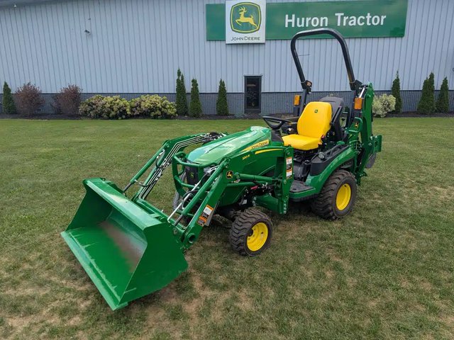 2023 John Deere 1025R Tracteur
