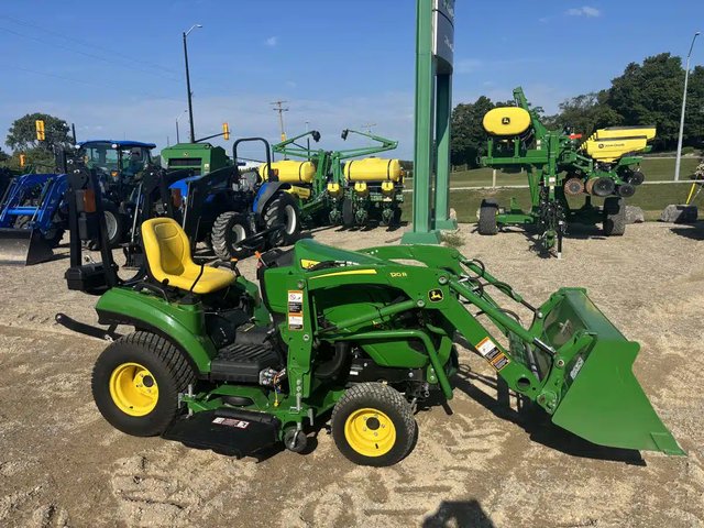 2020 John Deere 1023E Tracteur